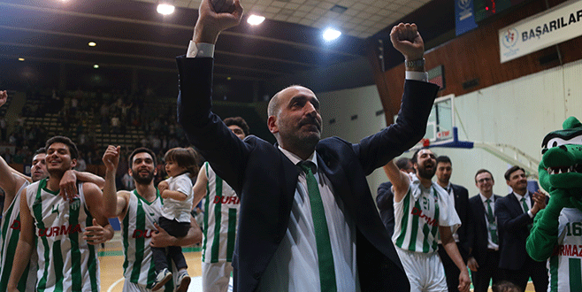 Baş ayrıldı Vekioğlu geldi Baş ayrıldı Vekioğlu geldi