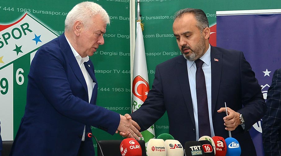 Bursaspor’da ‘Askıda Kombine Bilet’ projesi Bursaspor’da ‘Askıda Kombine Bilet’ projesi