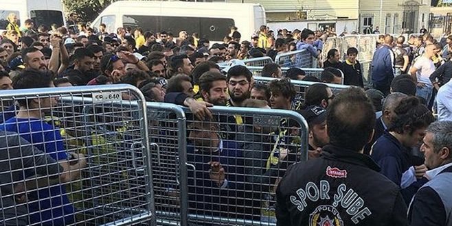 Emniyet Genel Müdürlüğü duyurdu: O polis açığa alındı Emniyet Genel Müdürlüğü duyurdu: O polis açığa alındı