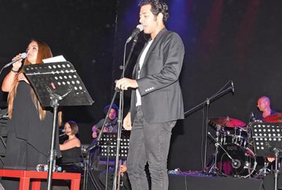 Mert Fırat’tan aşk şarkıları