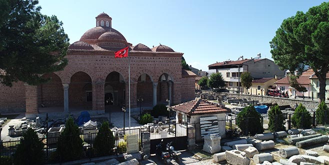 İznikliler müzenin açılmasını bekliyor İznikliler müzenin açılmasını bekliyor