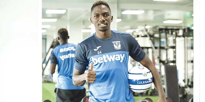 Omeruo uçtu gitti Omeruo uçtu gitti