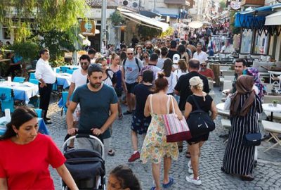 İlçede nüfus 25 kat arttı! ‘Ne olur gelmeyin’ çağrısı yapıldı