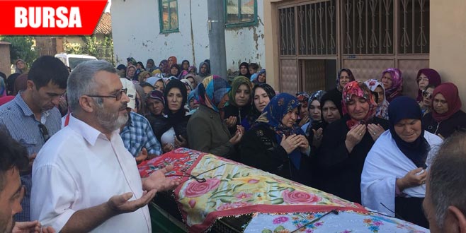 Karnındaki bebeğiyle can vermişti! Son yolculuğuna uğurlandı