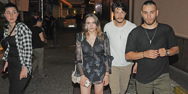 Ünlü çift gecelerde