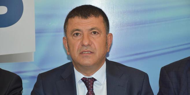 CHP Milletvekili Veli Ağbaba’nın yeğeni gözaltına alındı Yolsuzluk soruşturması kapsamında CHP Malatya Milletvekili Veli Ağbaba'nın yeğeni Ahmet