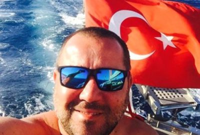 Bursalı sanatçının 30 Ağustos Zafer bayramı paylaşımına beğeni yağdı!