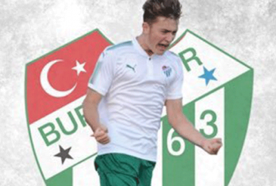 Ali Akman profesyonel oldu