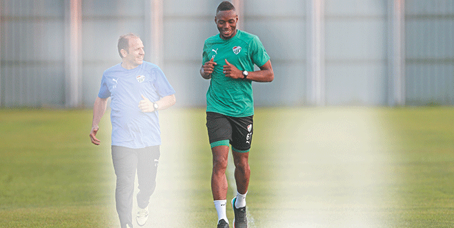 Sakho geldi Kamil kaçtı