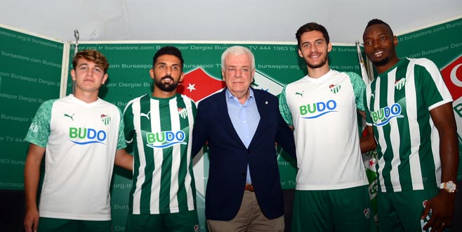 Bursaspor yeni transferlerini tanıttı