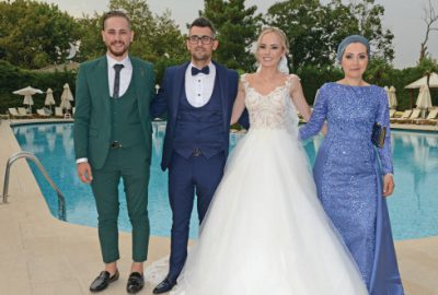 Mutluluğa atılan imza