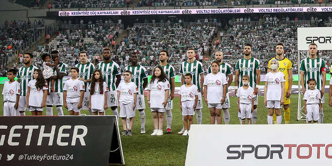 İlk 4 haftada zirve Bursaspor’un İlk 4 haftada zirve Bursaspor’un