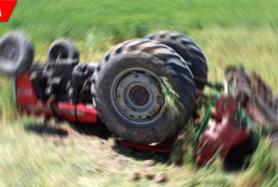 Traktör devrildi: Yaralılar var