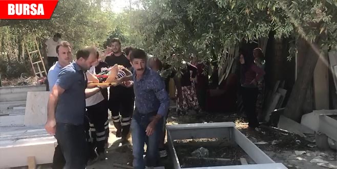 Mezarcının bahçesine uçtu Mezarcının bahçesine uçtu