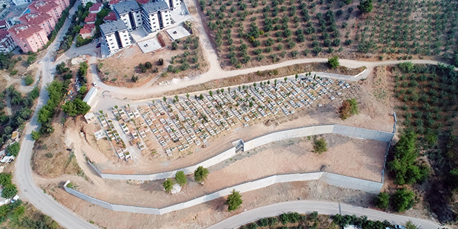 Türkyılmaz mezarlık genişletme çalışmasının bitmesini istedi