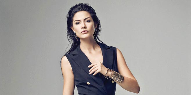 Demet Özdemir: Aşkta şanslı dönemdeyim’