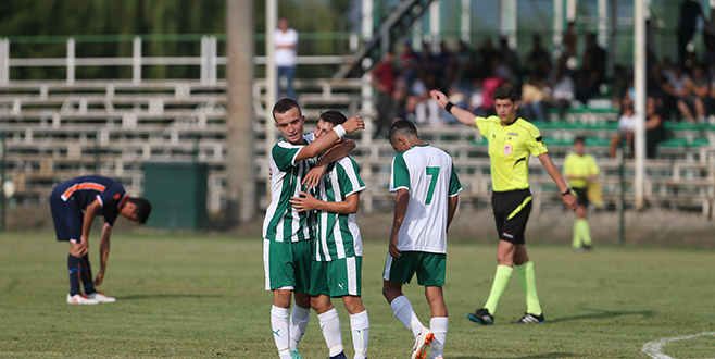 Vakıfta Timsah şov: 2-0 Vakıfta Timsah şov: 2-0