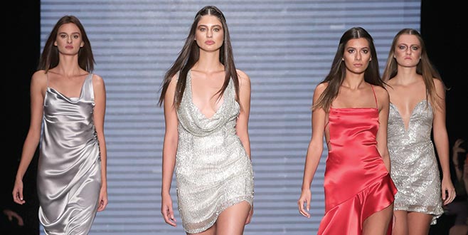 Kraliçeler podyumda Kraliçeler podyumda