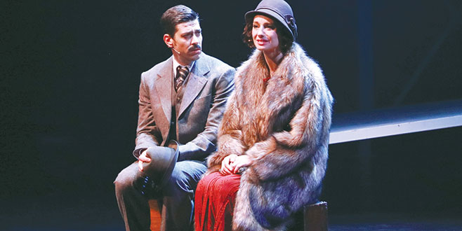 Çakma Kürk Mantolu Madonna! Çakma Kürk Mantolu Madonna!