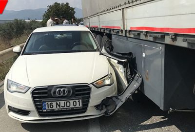 Kemal Kılıçdaroğlu’nun koruma ekibinin aracına TIR çarptı