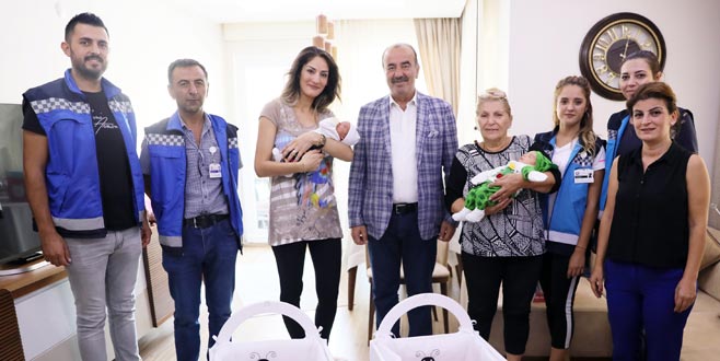 Yeni doğan bebeklere ‘hoş geldin’ ziyareti Yeni doğan bebeklere ‘hoş geldin’ ziyareti