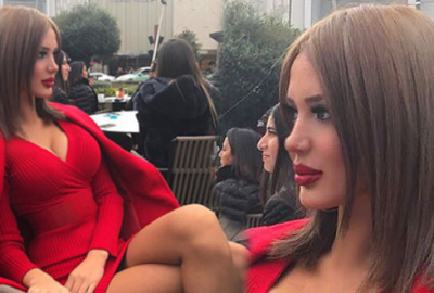 Bikinisiyle kaptan koltuğuna oturdu! Sosyal medyada olay oldu