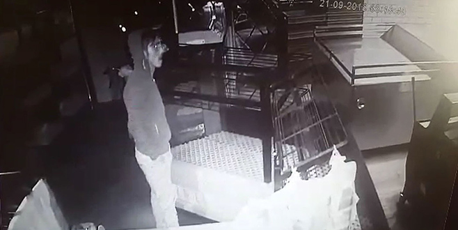 Sadaka kutusunu çalan şahıs tutuklandı