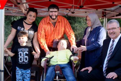 Şahan Gökbakar engelli hayranıyla buluştu