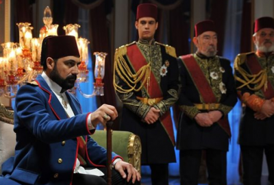 Payitaht Abdülhamid’in ünlü oyuncusu trafik kazası geçirdi!