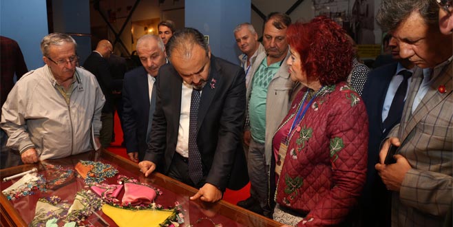 İğne oyası dünya vitrininde