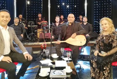 ‘Türkü Diyenler’de efsane bir ses