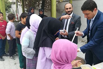 Kaymakamdan öğrencilere aşure