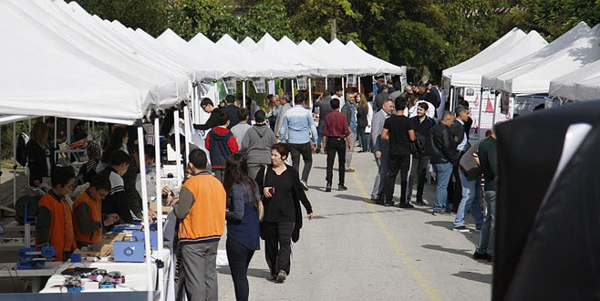 Bilim Şenliği’nde yetenekler sergilendi Bilim Şenliği’nde yetenekler sergilendi