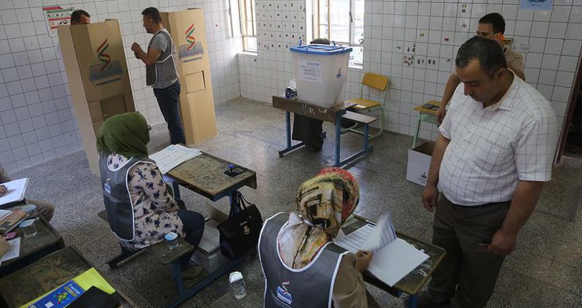 Irak Kürt Bölgesel Yönetimi'nde milletvekili seçimleri için oy verme işlemi