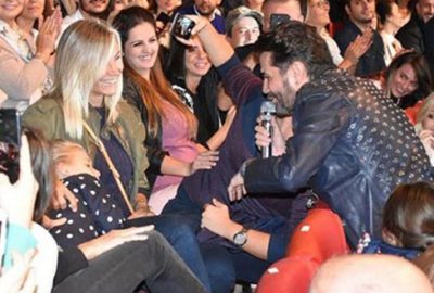 Ünlü popçu Bursa’da sevenleriyle buluştu