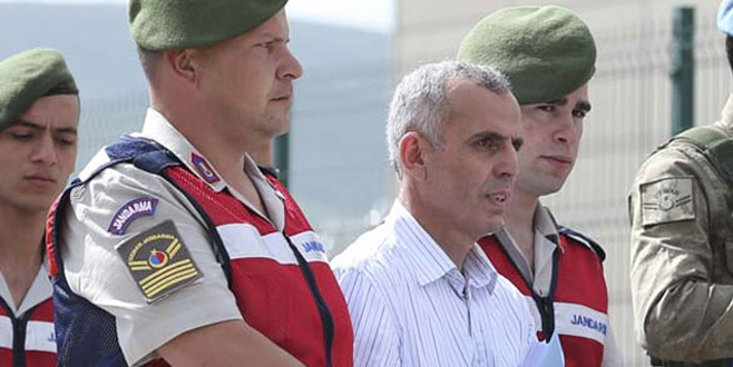Darbe sanığından duruşma salonunda görevli albaya tehdit