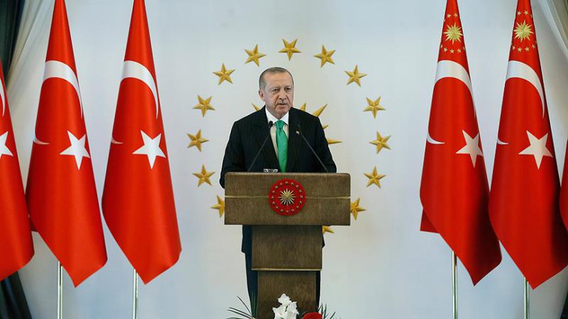 Cumhurbaşkanı Erdoğan, "Kardeş Endonezya halkının başı sağ olsun. Türkiye, Endonezya'nın