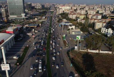Okulların açıldığı ilk gün Bursa trafiği havadan görüntülendi
