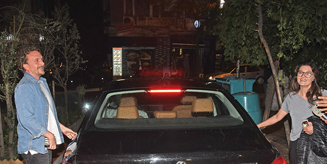 Aşkını haykırdı