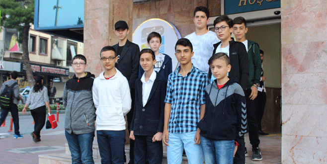 Özkan: Öğrencilerimizin her zaman yanındayız