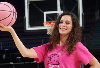 Pembe Top Özge Özpirinçci’ye emanet