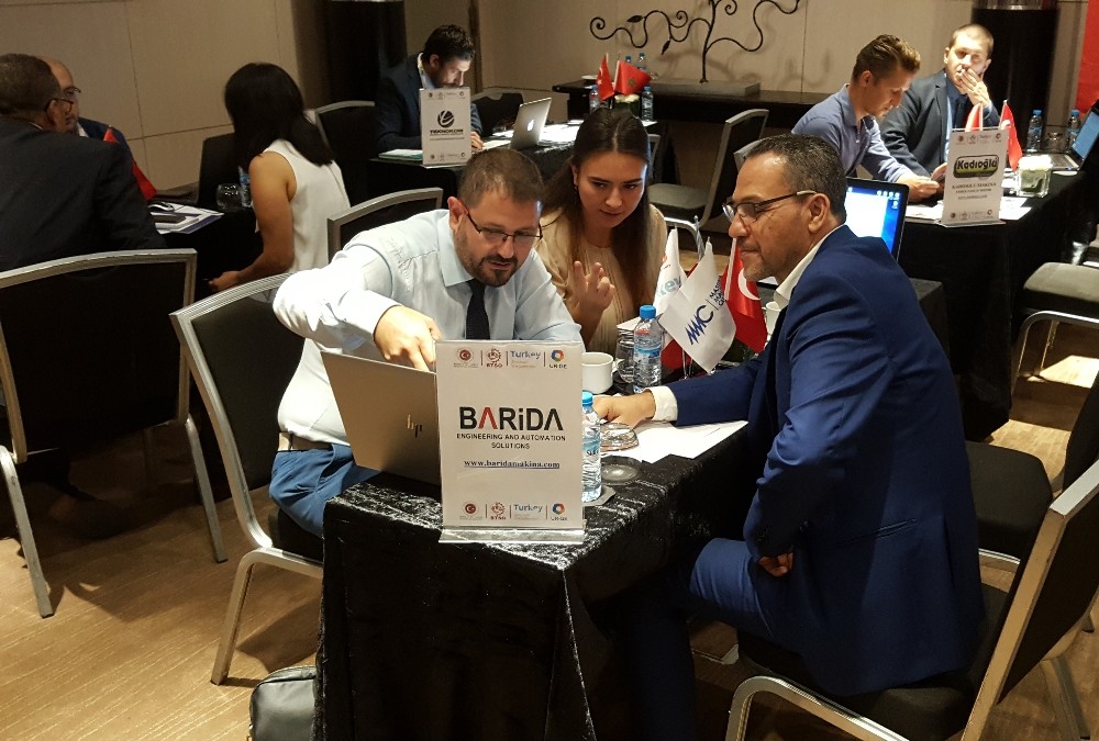 Bursalı makinecilerden Fas’a ihracat seferi