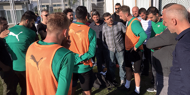 Tribün liderleri moral verdi