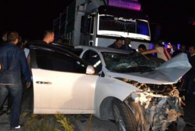 Bursa’da iki otomobil çarpıştı: 1 ölü, 5 yaralı