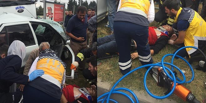 Kırmızı ışık ihlali sonucu kamyon otomobili biçti