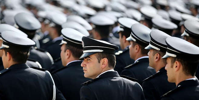 Başpolis ve kıdemli başpolisler ‘komiser yardımcısı’ olabilecek