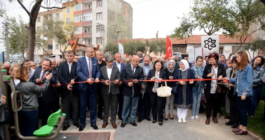 Eski hapishane park oldu Bursa'nın Karacabey ilçesinde yıkılan hapishanenin yerine yapılan park törenle açıldı.