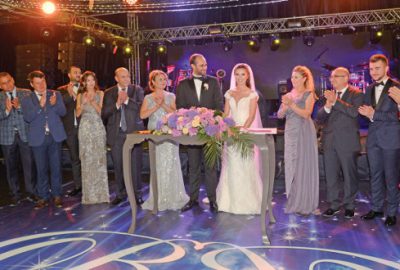 Mutluluğa yelken açtılar     