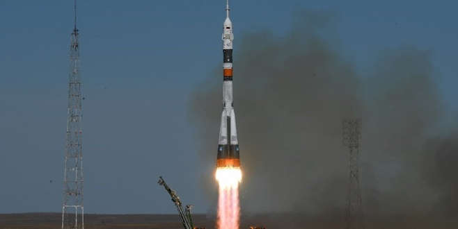 Rus uzay aracı Soyuz acil iniş yaptı