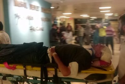 Kamyonet ile motosiklet çarpıştı